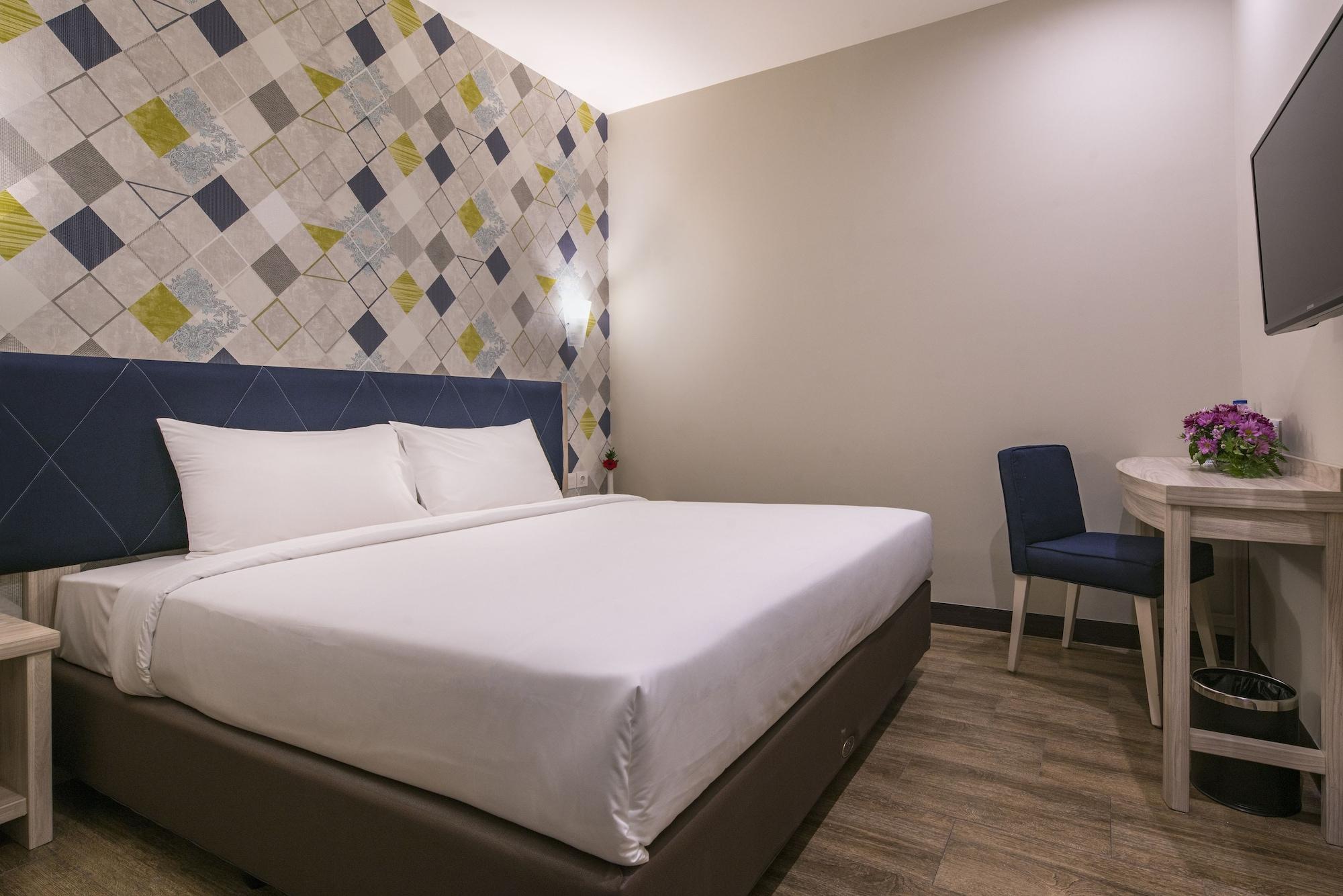 Hotel 88 Kedungsari - Kedungdoro By Wh 3*