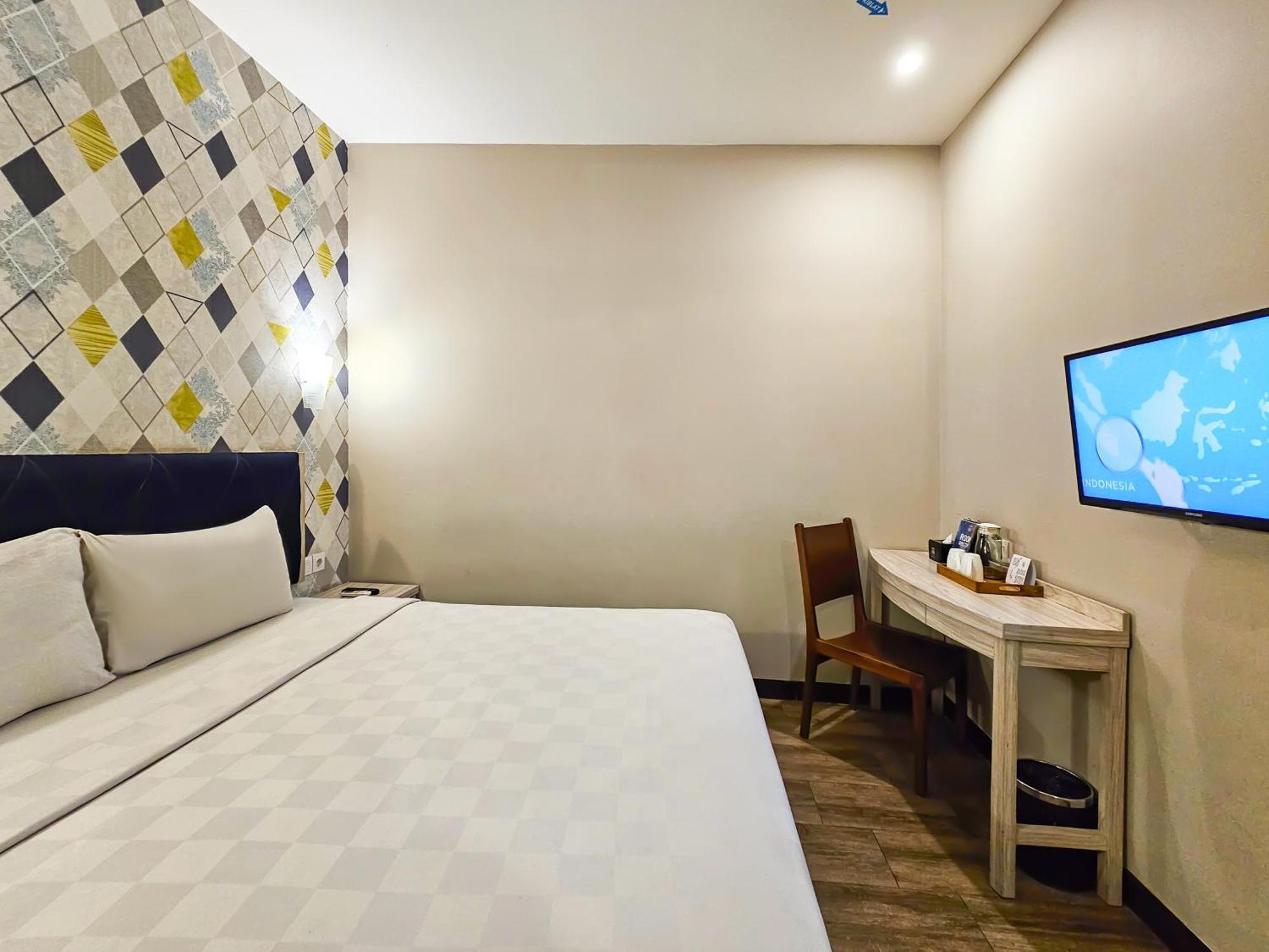 Hotel 88 Kedungsari - Kedungdoro By Wh